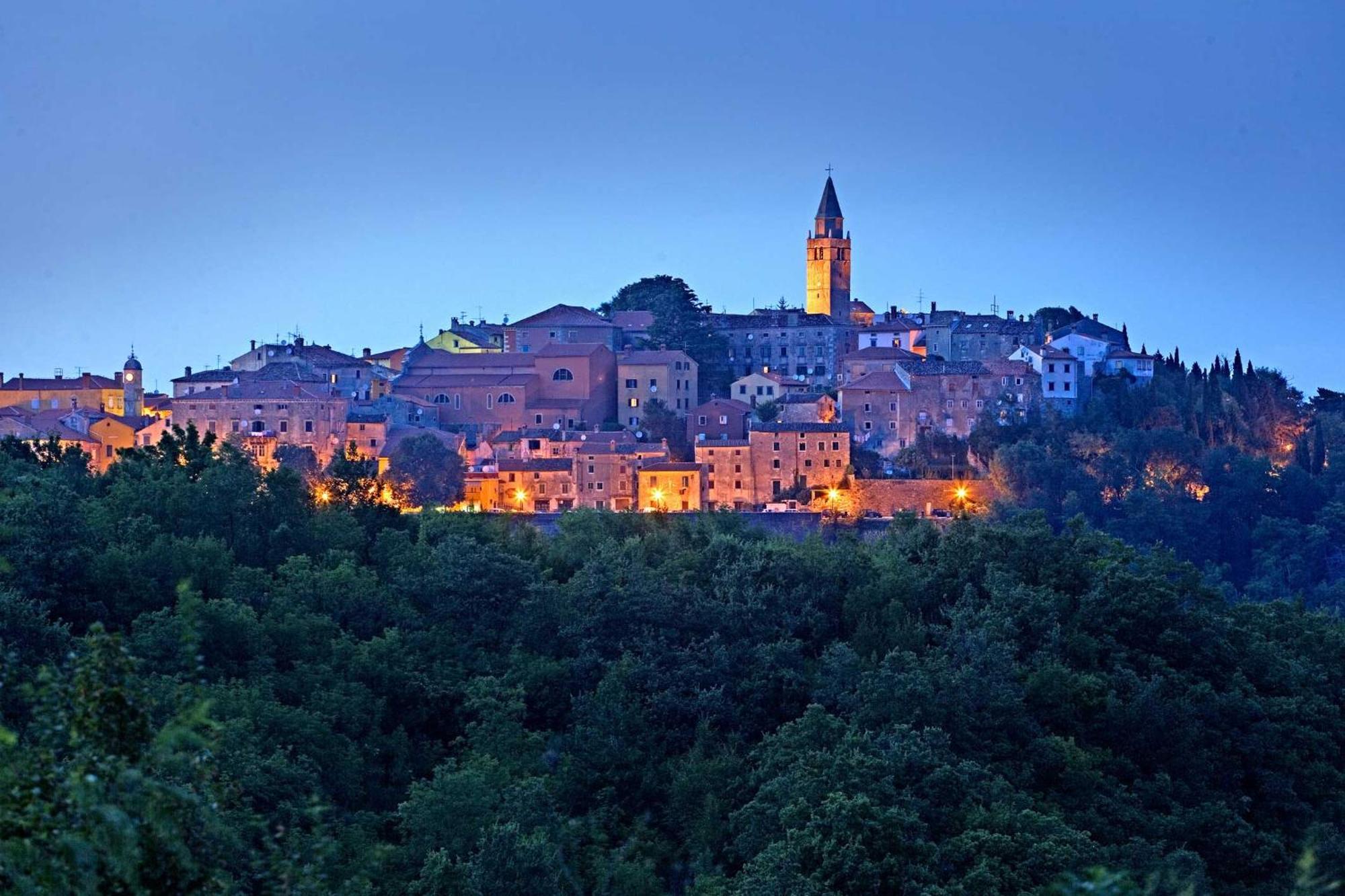 Mirakul Residence In A Cute Historic Town Labin  Exterior foto